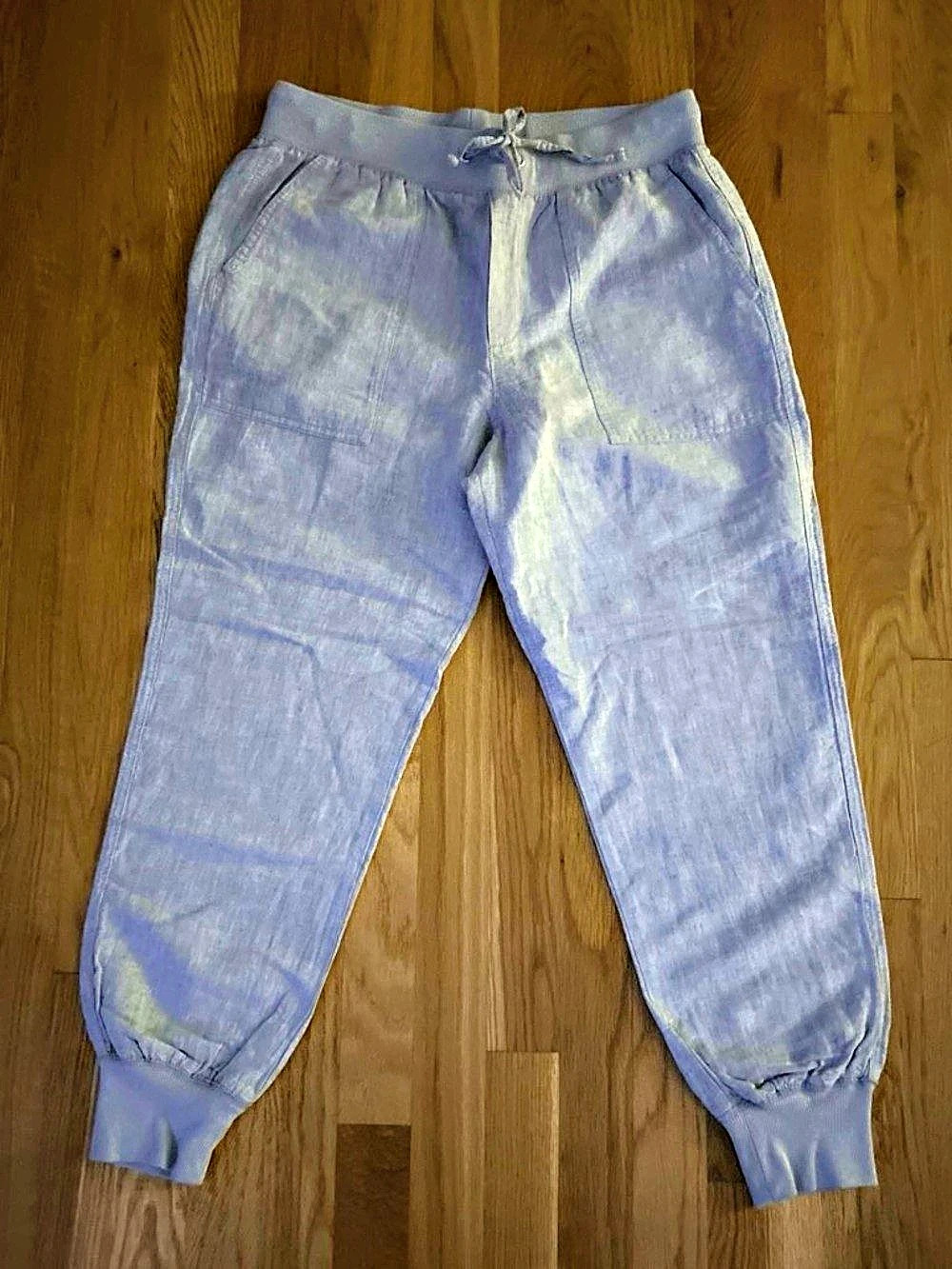 Gap Jogger Pants in Gray- Small